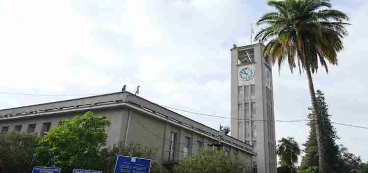 Parliament suspends planned meetings