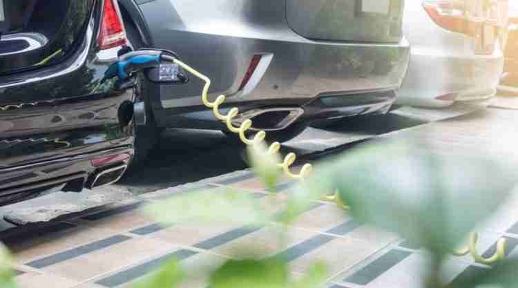 Retrofitting Clean Mobility: Will the Gamble on EVs Pay Off?